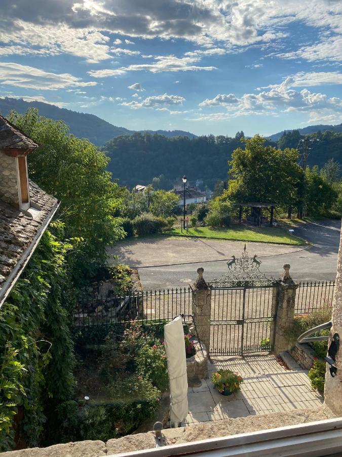 Le Clos St Georges Антрег-сюр-Трюїер Екстер'єр фото